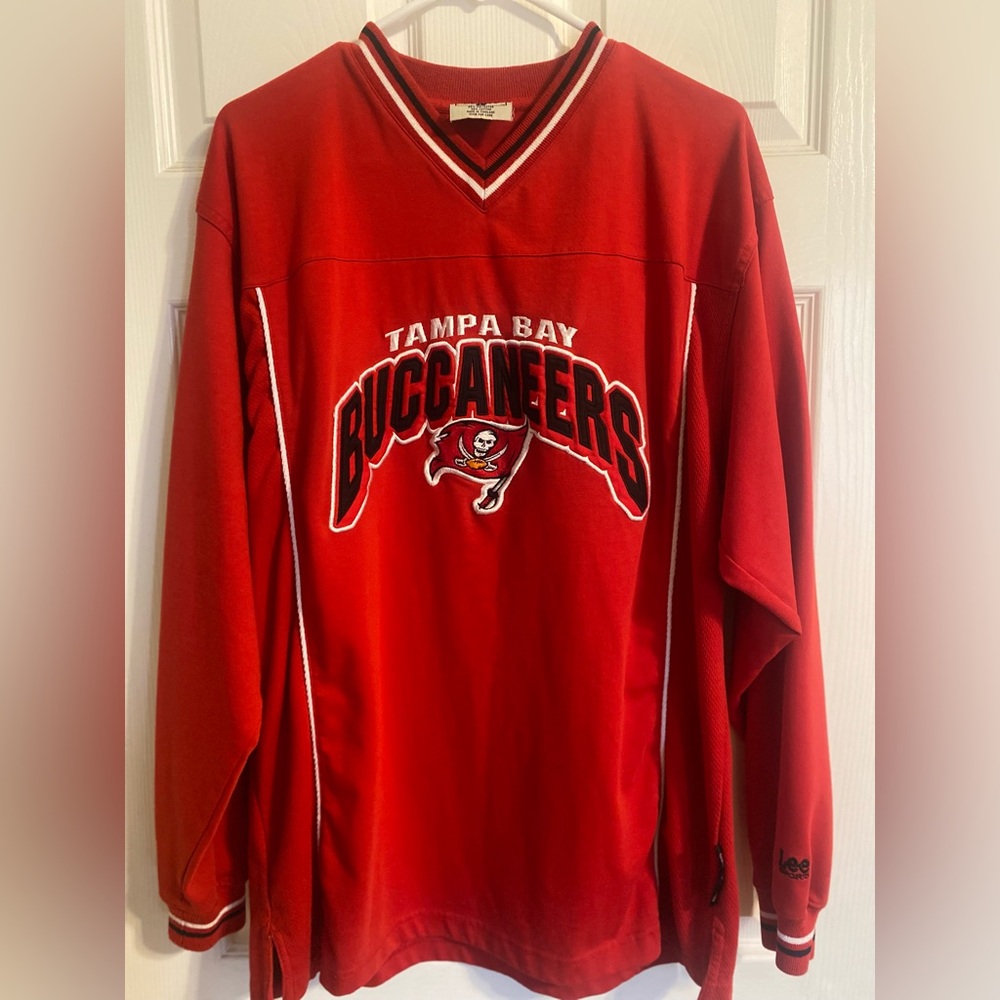 Men’s Large Lee Sports Tampa Bay Sweatshirt